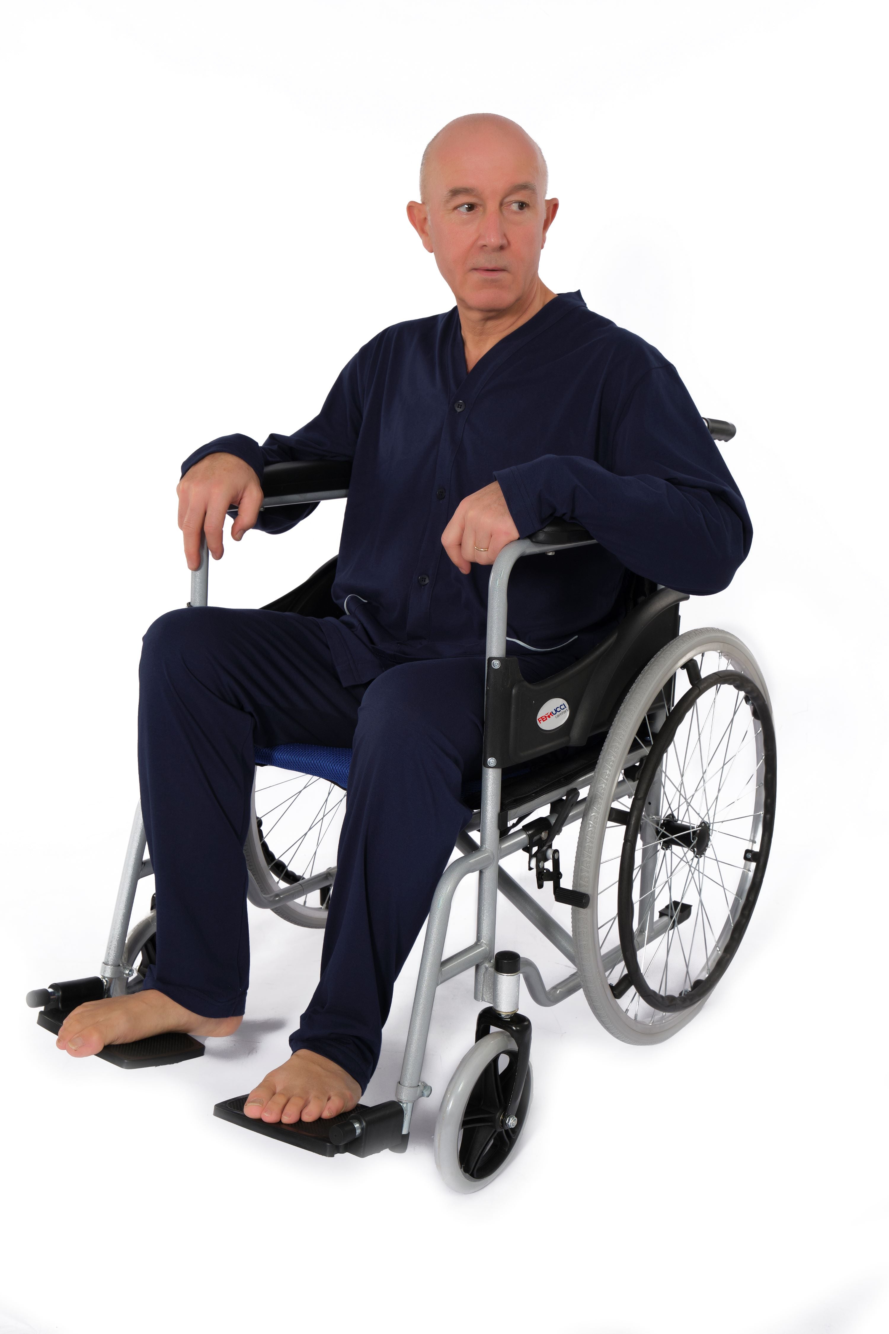 Sedia a Rotelle Pieghevole Ortopedica in Acciaio ad Autospinta - Legge –  Ferrucci Comfort